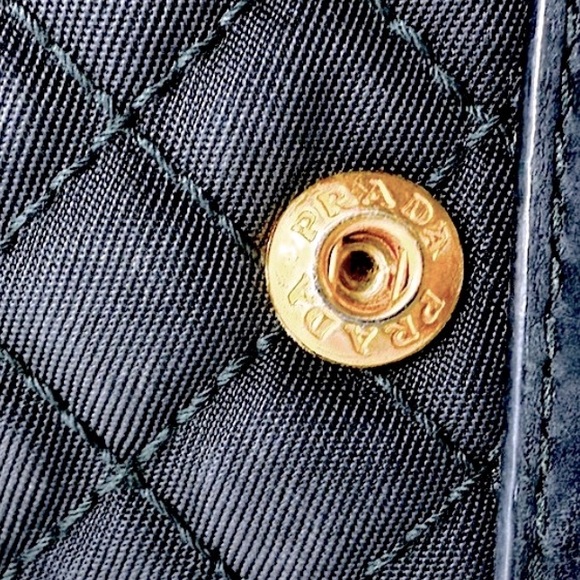 Prada Black Quilted Crossbody Bag with Gold Chain - Picture 7 of 16